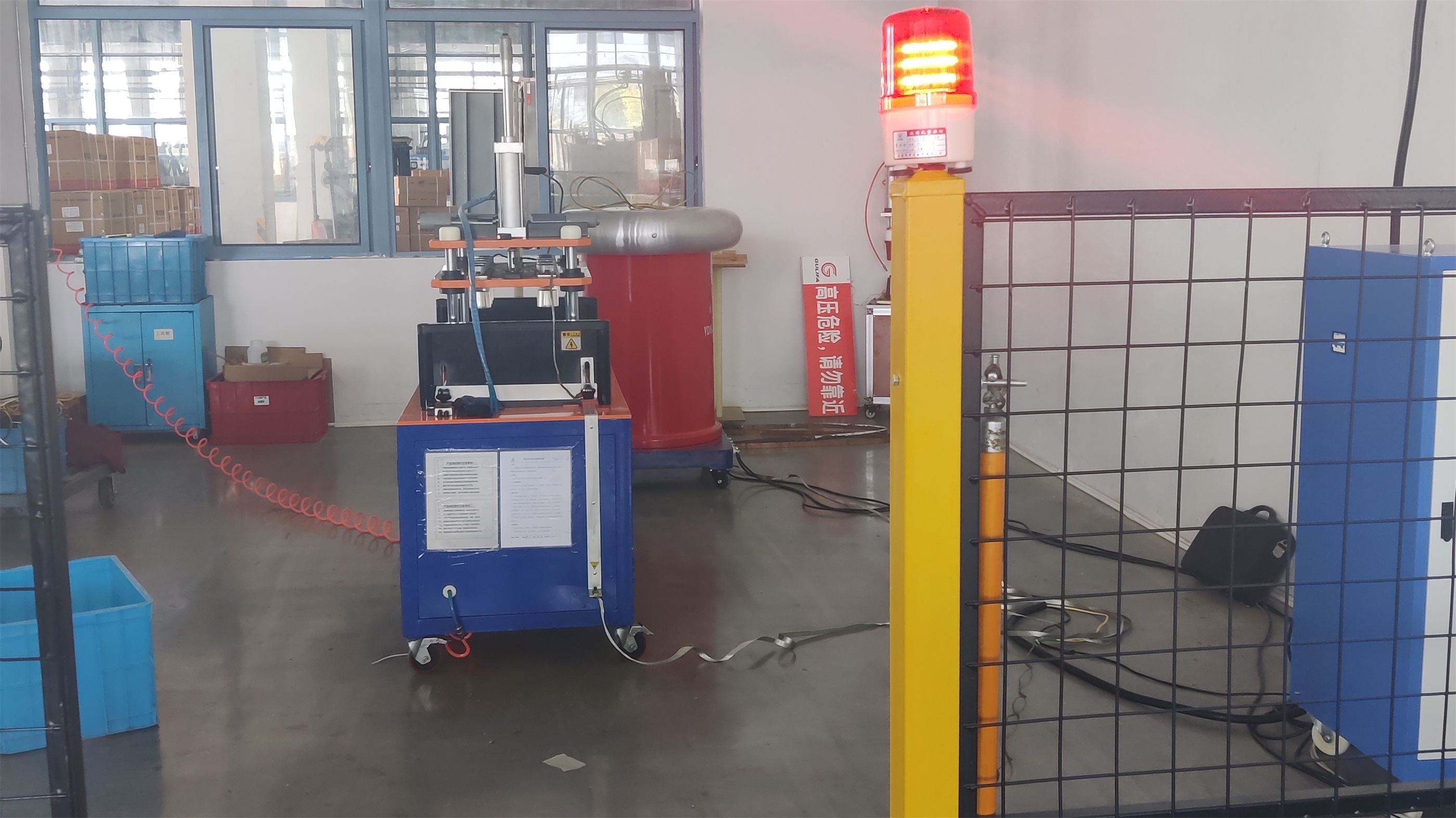 電力檢測設備客戶試驗現(xiàn)場